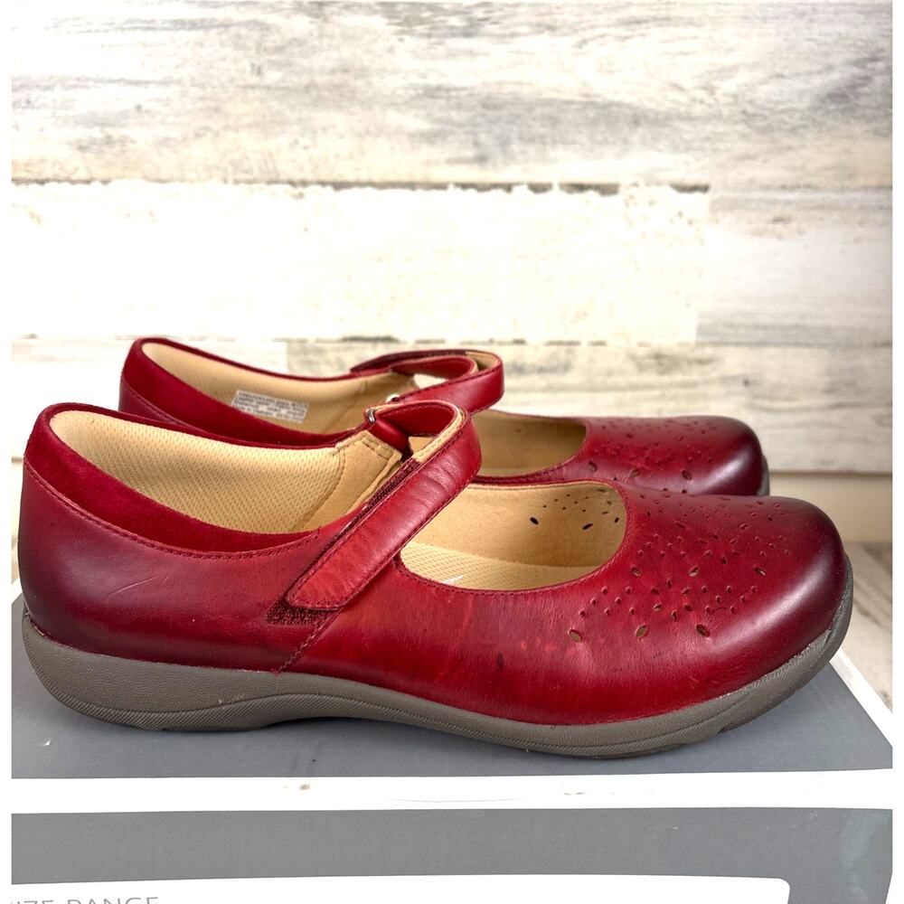 Dansko Womens 40W Stacy Red Leather Slip On Shoes Comfort Casual NWT - Picture 3 of 11